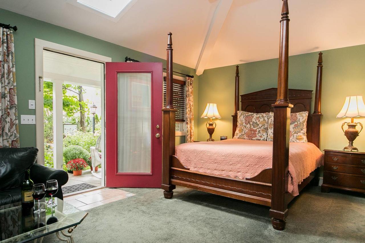 Hidden Garden Cottages & Suites Saugatuck Eksteriør bilde