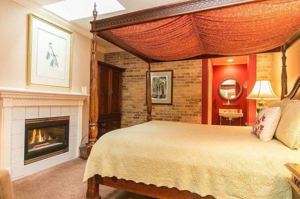 Hidden Garden Cottages & Suites Saugatuck Eksteriør bilde