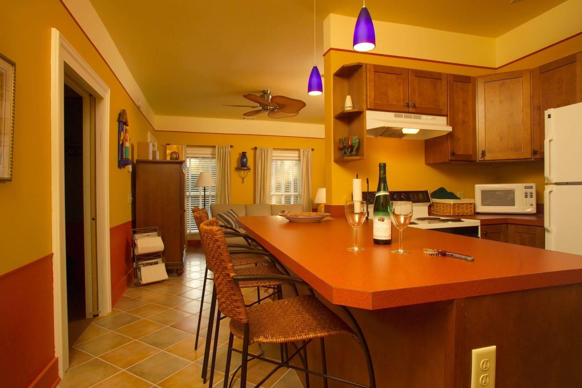 Hidden Garden Cottages & Suites Saugatuck Eksteriør bilde