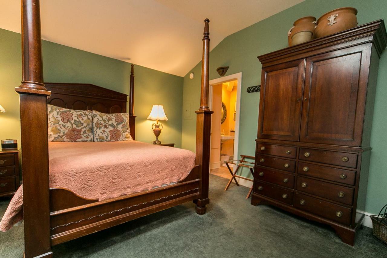 Hidden Garden Cottages & Suites Saugatuck Eksteriør bilde
